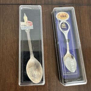 2 Vintage Spoons Souvenir London & The Alamo Texas Display Collectible Travel